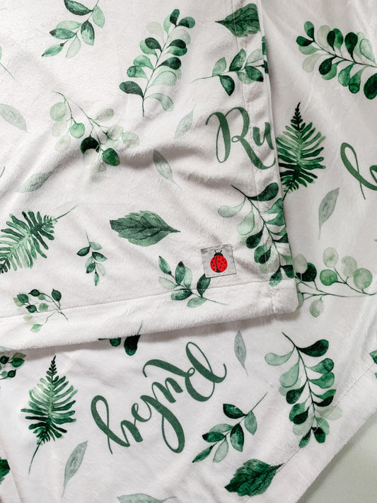 Ivy & Sage Personalized Minky Blanket - Bug & Bean Decor